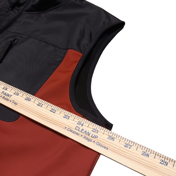 🤎DULUTH TRADING CO MEN'S SIZE XL ORANGE AND BLACK MULTI POCKET VEST. - Picture 4 of 5